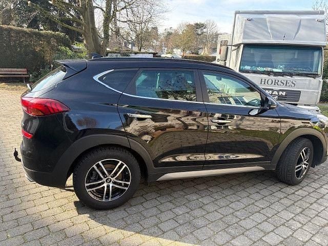 Gebraucht Hyundai Tucson Premium 177 PS (130 kW) 2019 Schwarz SUV