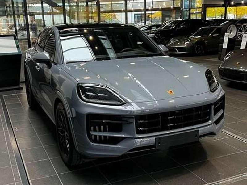 Gebraucht Porsche Cayenne S 475 PS (349 kW) 2023 Grau SUV