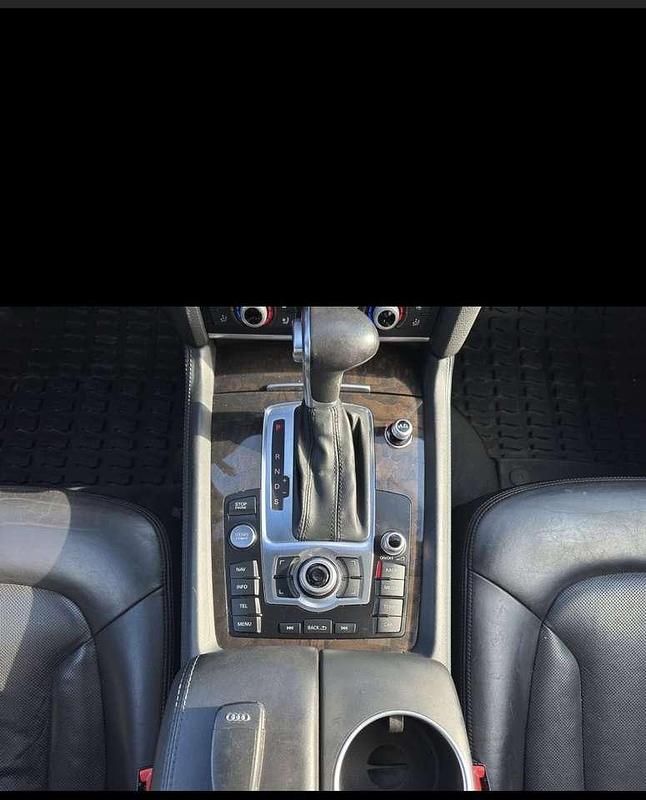Second-hand Audi Q7 204 CP (150 kW) 2014 Negru SUV