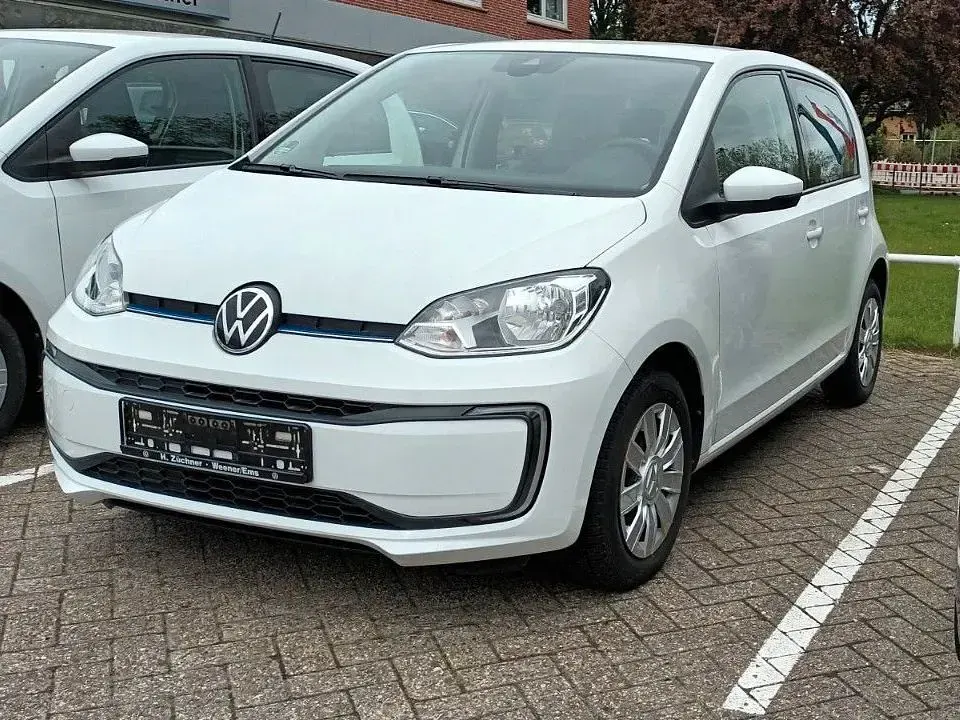 Używany VW e-up! 61 kW (83 KM) 2021 Biały Hatchback