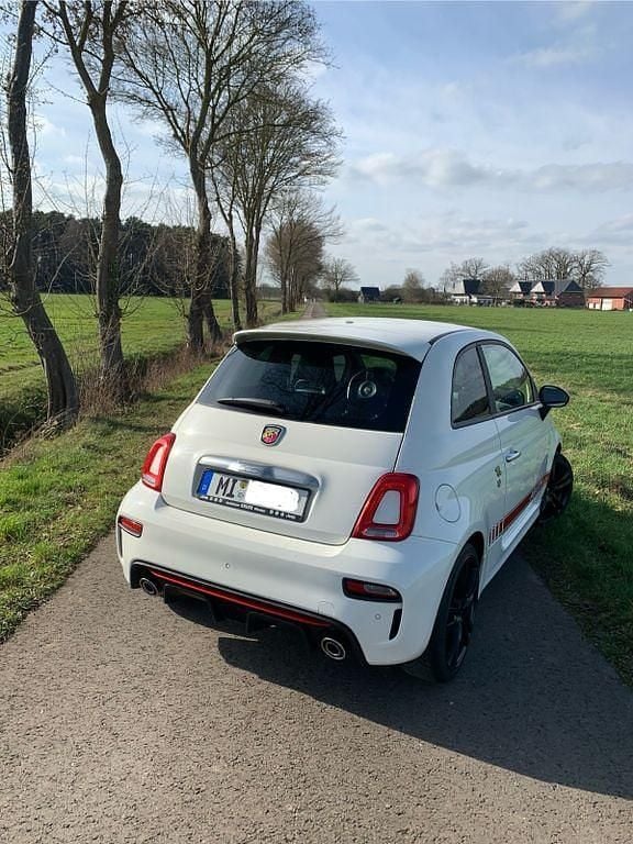 Gebraucht Abarth 595C 145 PS (106 kW) 2018 Schwarz Cabrio