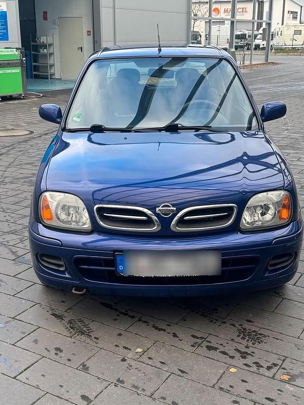 Blau Gebraucht 2002 Nissan Micra Kleinwagen | 1.200 € (Fairer Preis) - Bild 1/4