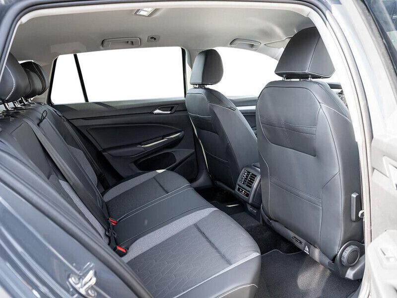 Gebraucht VW Golf VIII Goal 116 PS (85 kW) 2022 Grau Kombi