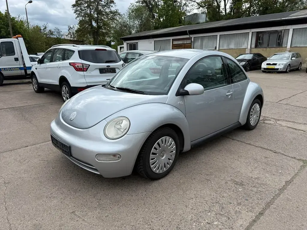 Gebraucht VW New Beetle 75 PS (55 kW) 2002 Silber Kleinwagen