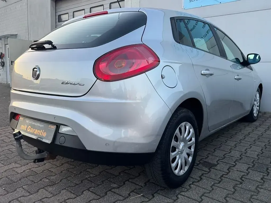 Gebraucht Fiat Bravo Dynamic 120 PS (88 kW) 2008 Silber Kleinwagen