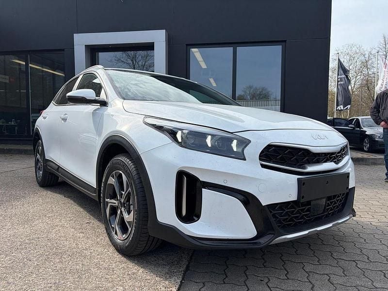 Neu Kia XCeed 150 PS (110 kW) 2026 Weiß SUV