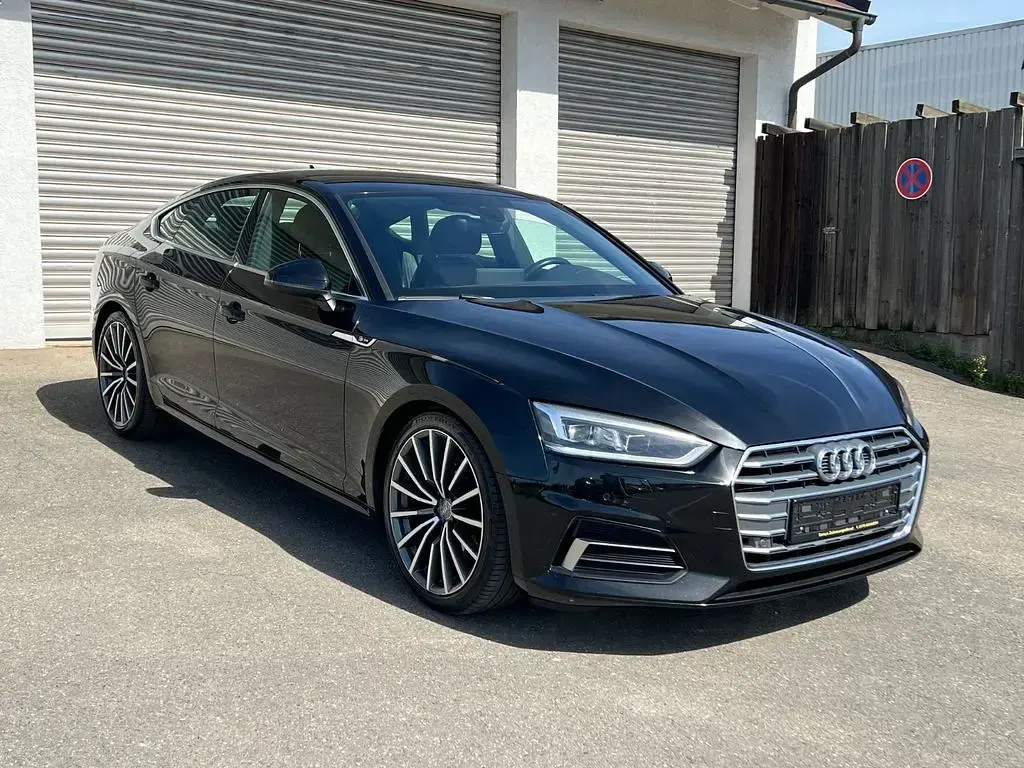 Gebraucht Audi A5 Sport 150 PS (110 kW) 2019 Schwarz Coupé