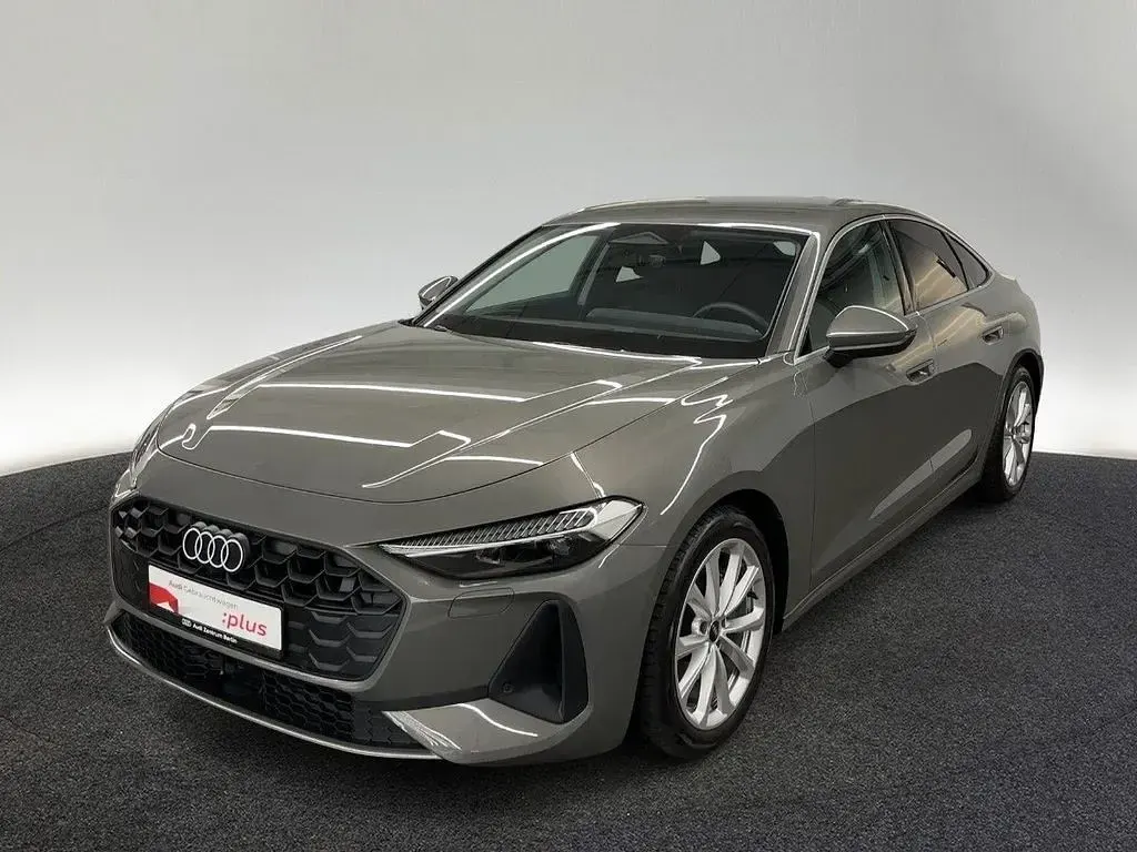 Gebraucht Audi A5 Performance 204 PS (150 kW) 2025 Chronosgrau metallic Limousine