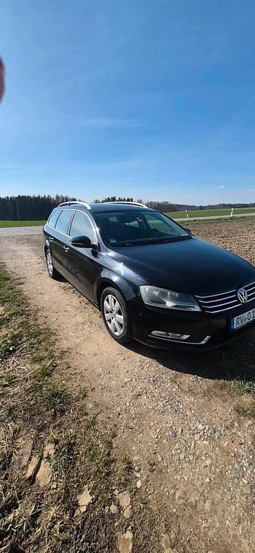 Gebraucht VW Passat Highline 140 PS (102 kW) 2010 Schwarz Kombi