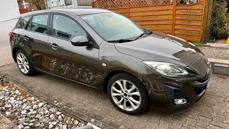 Używany Mazda 3 140 KM (102 kW) 2011 Szary Hatchback