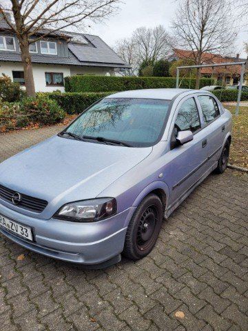 Silber Gebraucht 2001 Opel Astra Kleinwagen | 700 € (Guter Preis) - Bild 1/4