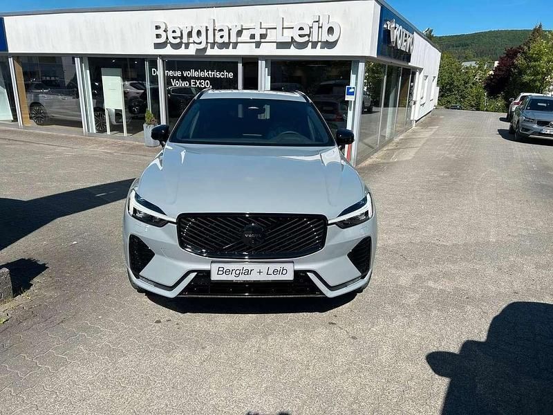 Vapour grey Gebraucht 2025 Volvo XC60 Plus SUV | 56.890 € (Teuer) - Bild 1/4