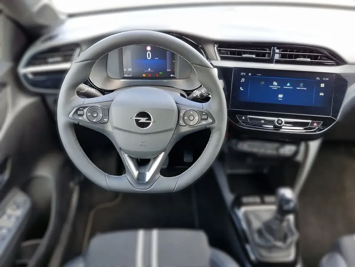 Gebraucht Opel Corsa 101 PS (74 kW) 2024 Silber metallic Kleinwagen