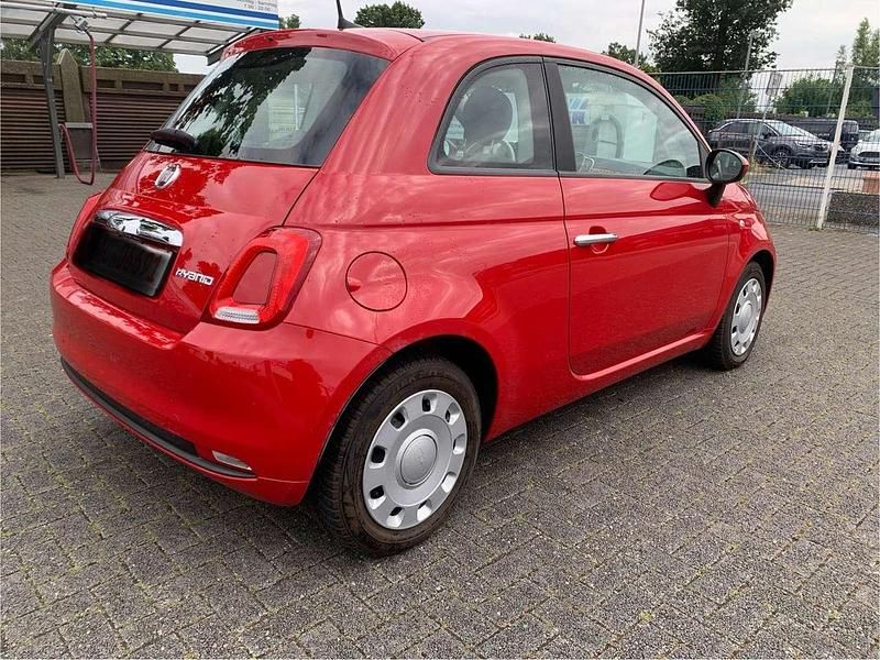 Gebraucht Fiat 500 Pop 69 PS (50 kW) 2021 Colore esterno (passione rot) Kleinwagen