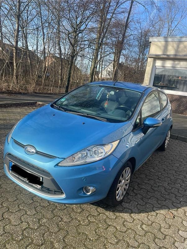 Gebraucht Ford Fiesta 97 PS (71 kW) 2009 Blau Kleinwagen