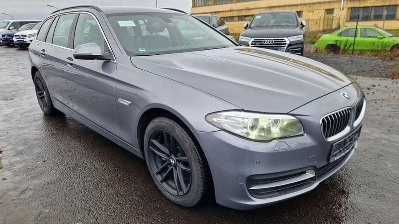 Gebraucht BMW 530 Performance 258 PS (189 kW) 2014 Grau Kombi