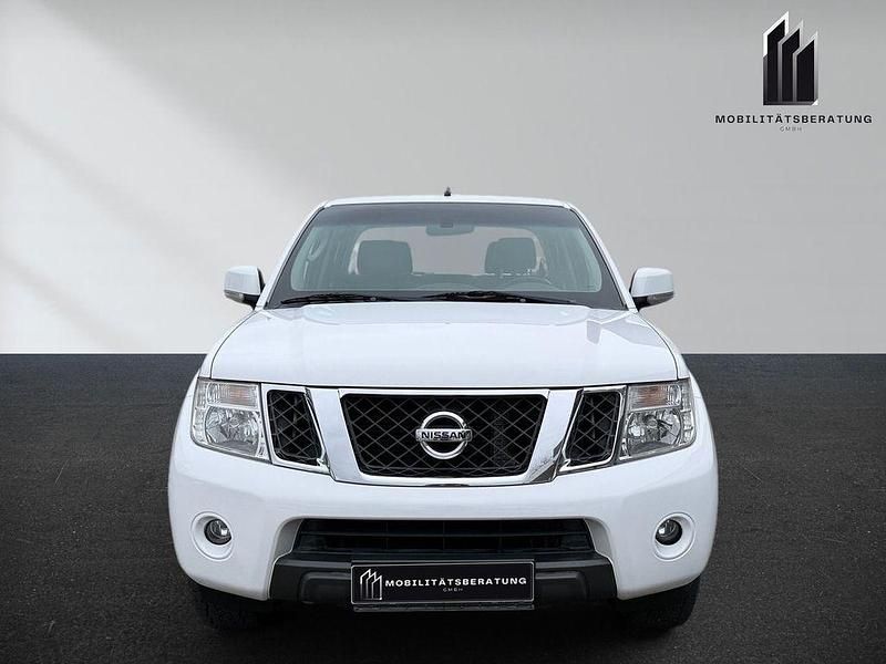 Gebraucht Nissan Navara SE 190 PS (139 kW) 2014 Weiß Pickup