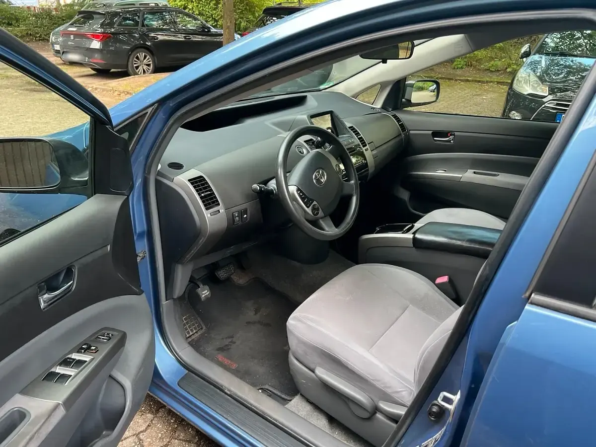 Gebraucht Toyota Prius Sol 111 PS (81 kW) 2004 Blau Kleinwagen