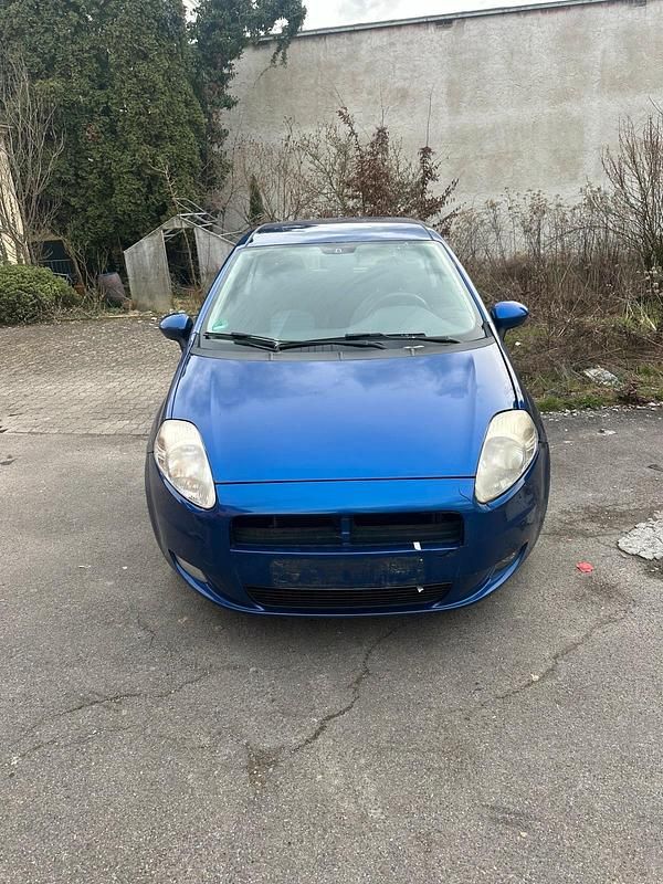 Gebraucht Fiat Punto Active 65 PS (47 kW) 2006 Blau Kleinwagen
