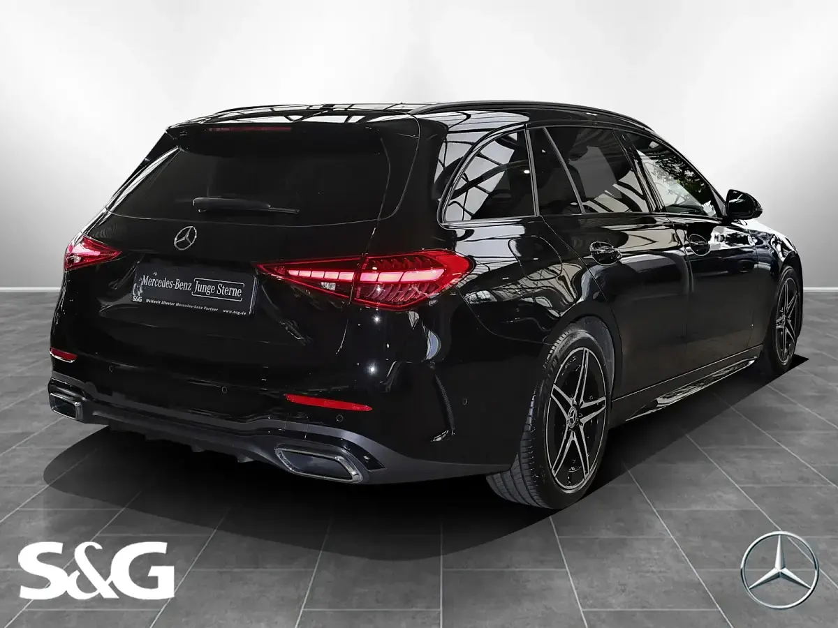 Gebraucht Mercedes C180 AMG 170 PS (125 kW) 2025 Unilack schwarz uni Kombi