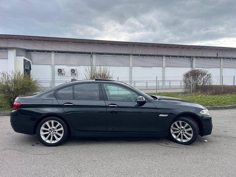 Gebraucht BMW 530 258 PS (189 kW) 2015 Schwarz Limousine