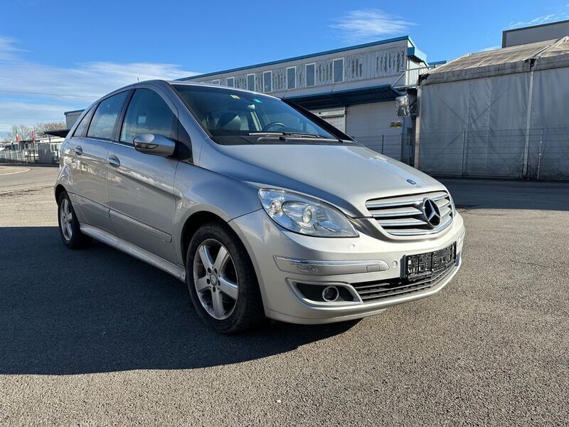 Gebraucht Mercedes B200 140 PS (102 kW) 2007 Van / Kleinbus