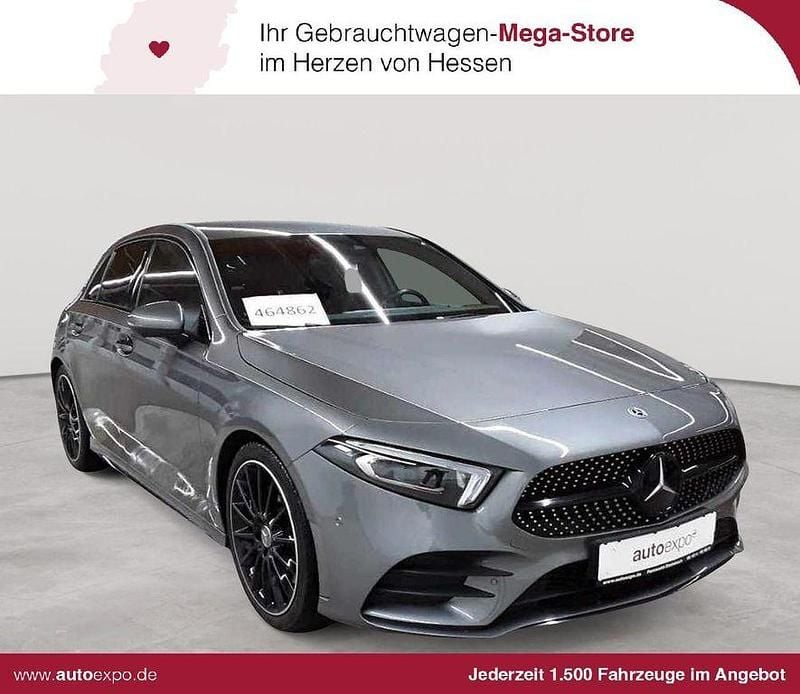 Mountaingrau metallic Gebraucht 2022 Mercedes A250 AMG line Limousine | 31.390 € (Guter Preis) - Bild 1/4
