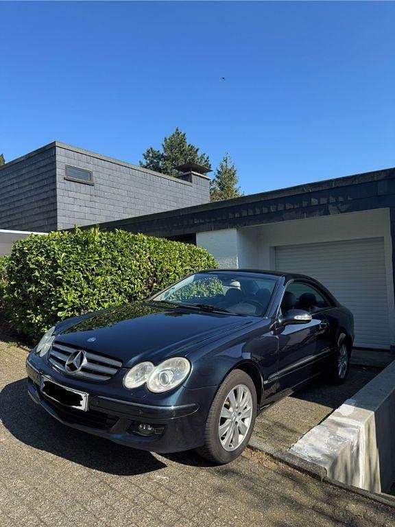 Schwarz Gebraucht 2005 Mercedes CLK280 Elegance Coupé | 4.490 € (Fairer Preis) - Bild 1/4