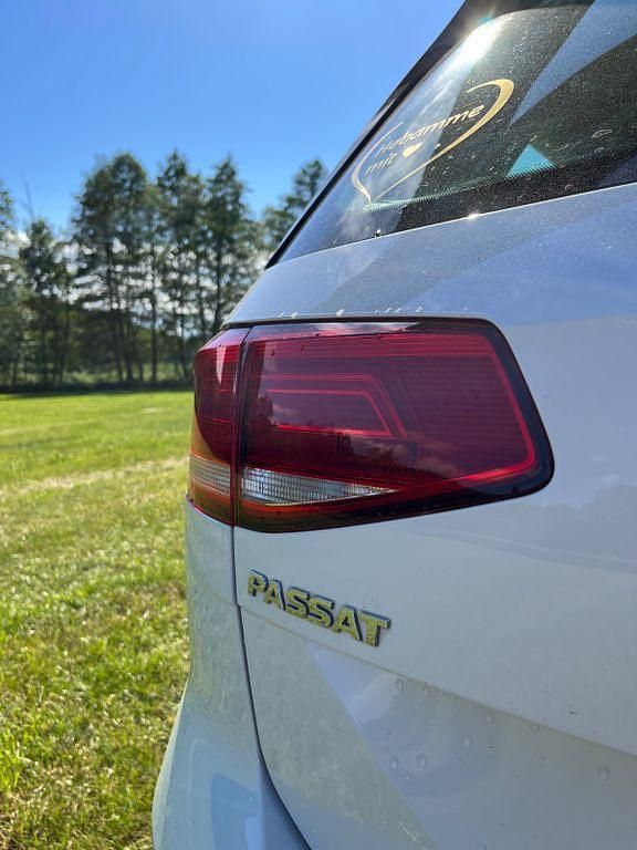 Gebraucht VW Passat Comfortline 150 PS (110 kW) 2015 Weiß Limousine