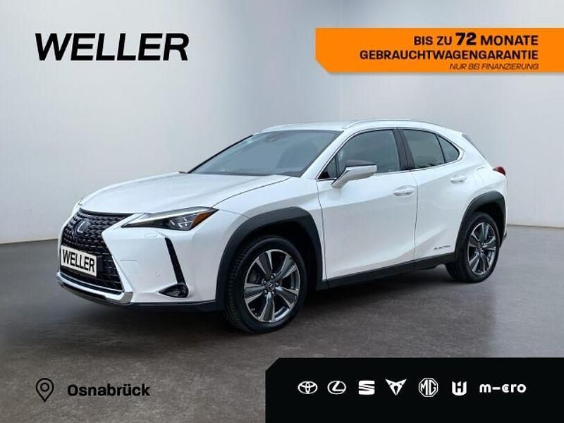 Weiss Gebraucht 2021 Lexus UX 300e Executive Line SUV | 27.900 € (Fairer Preis) - Bild 1/4