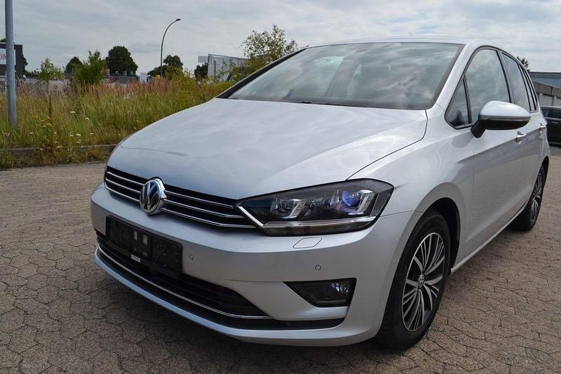Silber Gebraucht 2016 VW Golf Sportsvan Van / Kleinbus | 10.500 € (Superpreis) - Bild 1/4