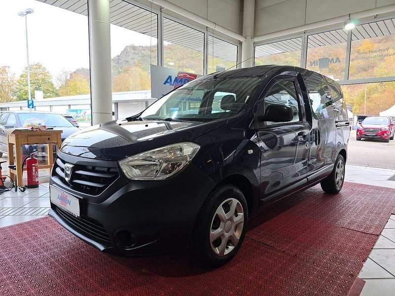 Blau Gebraucht 2015 Dacia Dokker Ambiance Van / Kleinbus | 6.800 € (Fairer Preis) - Bild 1/4