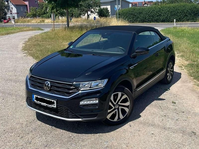 Schwarz Gebraucht 2021 VW T-Roc Cabriolet Active Cabrio | 22.800 € (Fairer Preis) - Bild 1/4