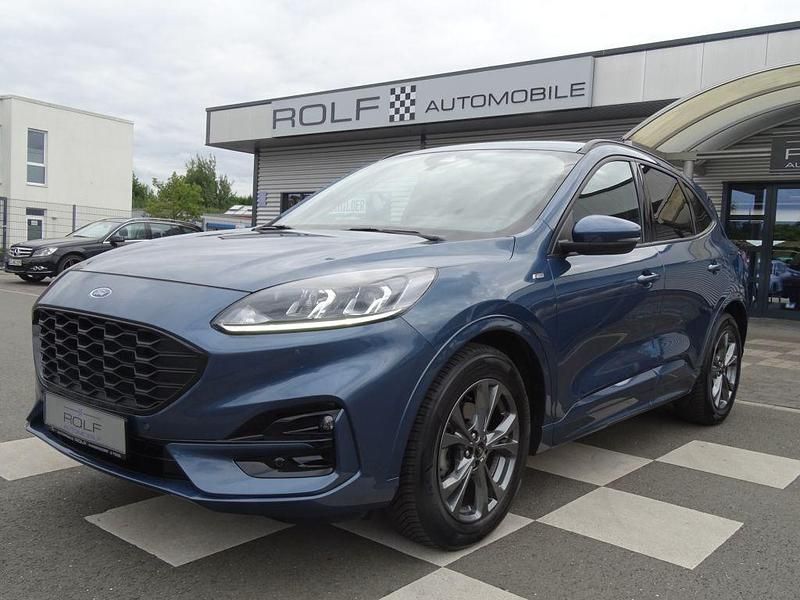 Blau chromablau metallic (metallic) Gebraucht 2022 Ford Kuga ST-Line SUV | 22.980 € (Guter Preis) - Bild 1/3