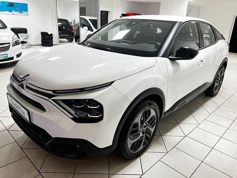 Gebraucht Citroën C4 Feel 131 PS (96 kW) 2023 Weiß SUV