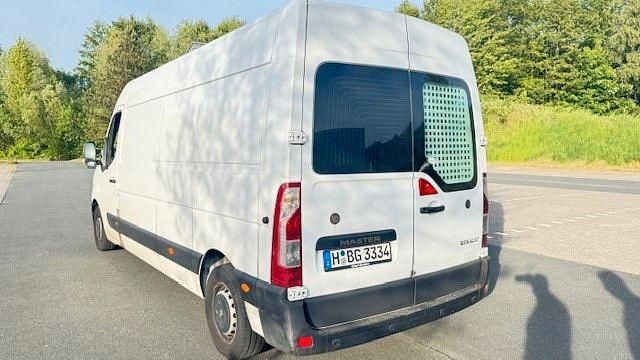 Gebraucht Renault Master 150 PS (110 kW) 2021 Weiß Van / Kleinbus