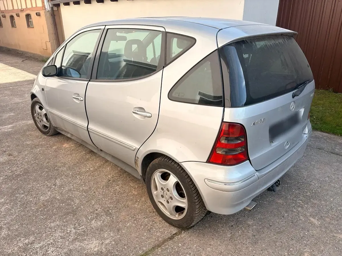 Gebraucht Mercedes A170 95 PS (69 kW) 2004 Silber Kleinwagen
