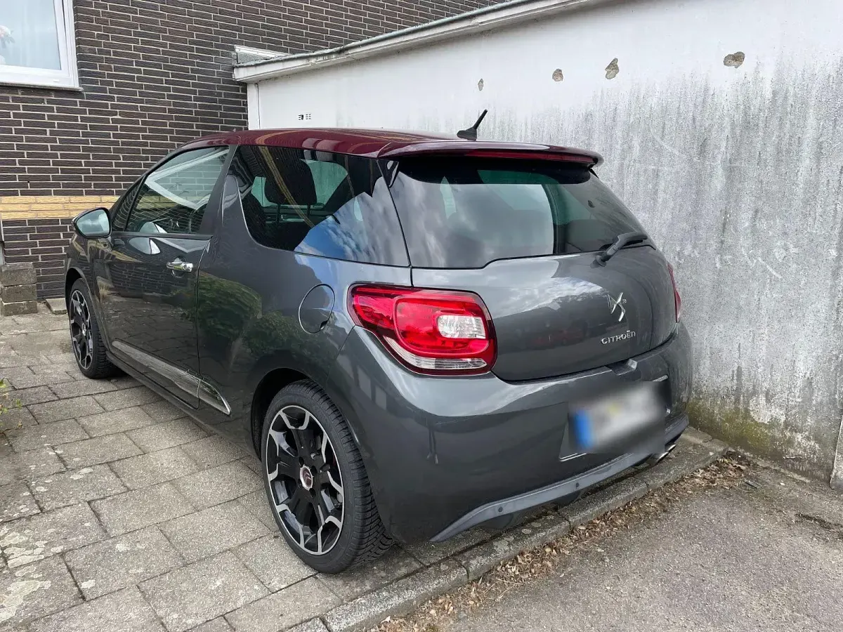 Gebraucht Citroën DS3 156 PS (114 kW) 2012 Grau Kleinwagen