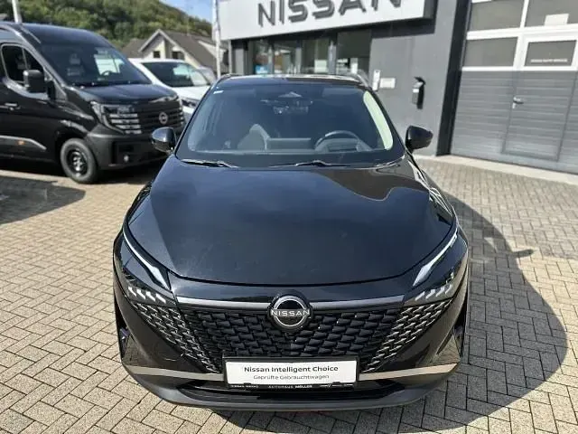 Gebraucht Nissan Qashqai N-Connecta 158 PS (116 kW) 2024 Schwarz SUV
