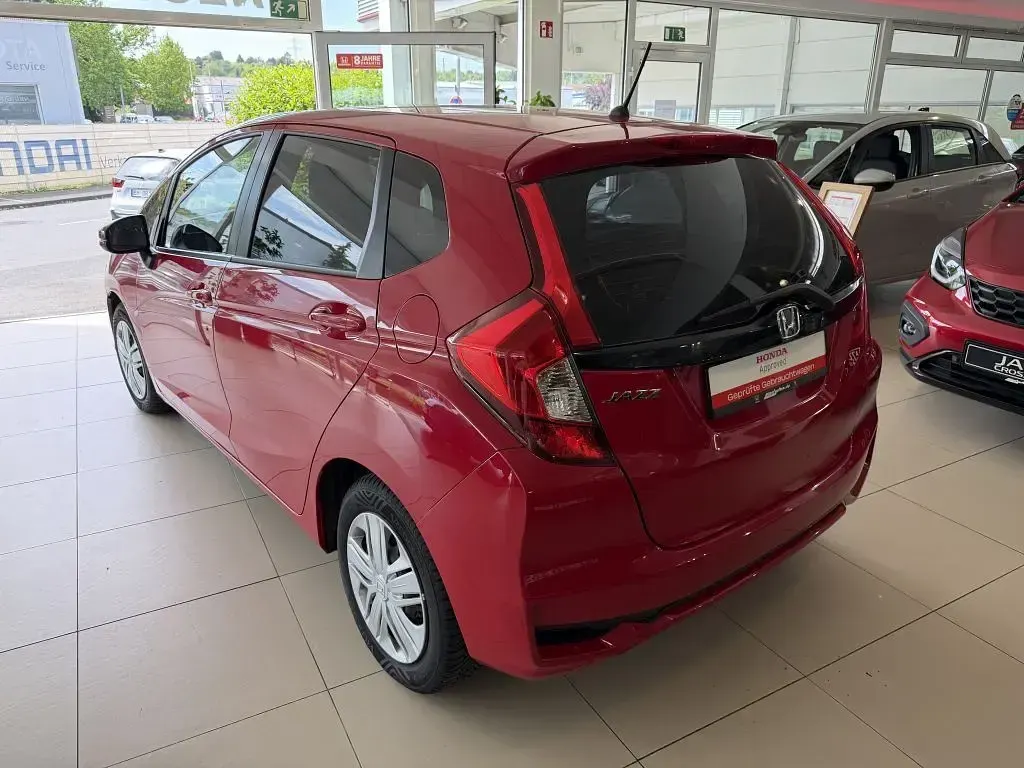 Gebraucht Honda Jazz Trend 102 PS (75 kW) 2018 Rot Kleinwagen