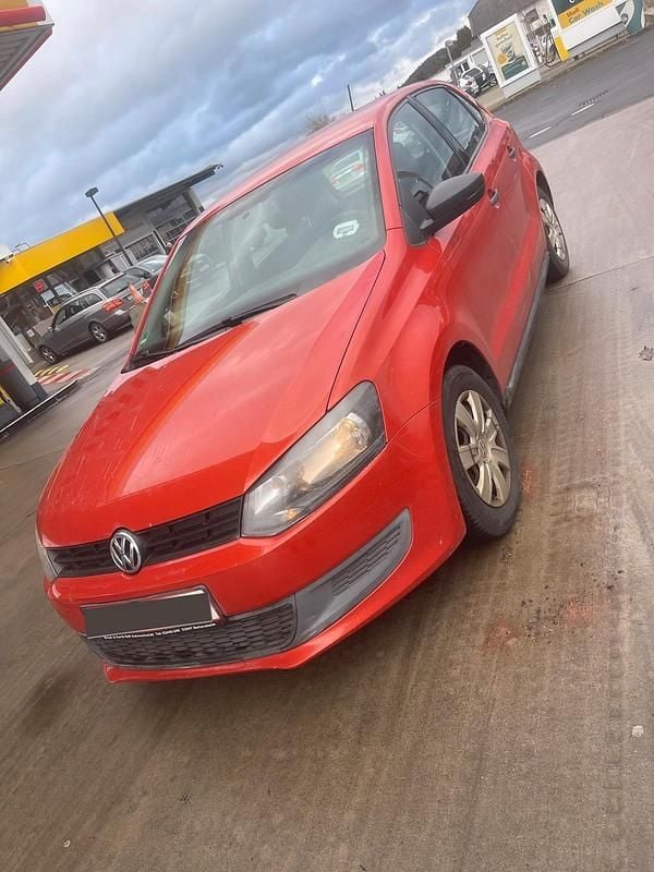 Orange Gebraucht 2010 VW Polo Limousine | 2.000 € (Superpreis) - Bild 1/4
