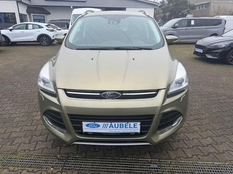 Gebraucht Ford Kuga Titanium 150 PS (110 kW) 2015 Grün SUV