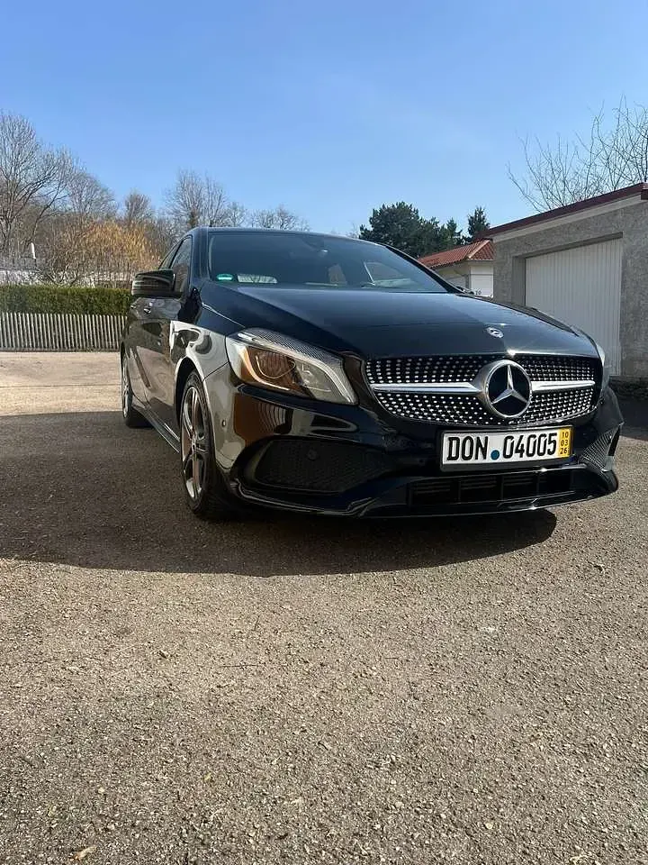 Gebraucht Mercedes A200 Edition 156 PS (114 kW) 2018 Schwarz Limousine