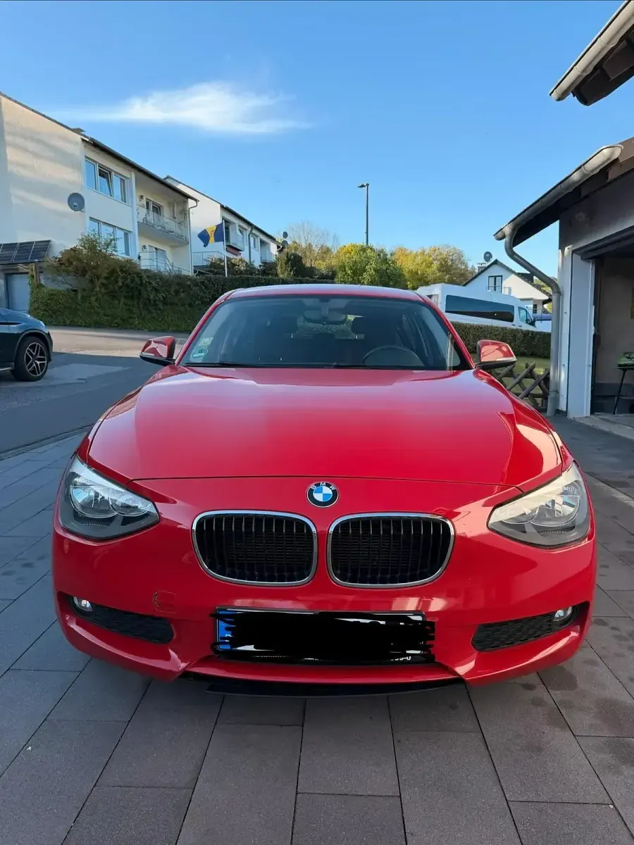 Gebraucht BMW 116 136 PS (100 kW) 2012 Rot Kleinwagen
