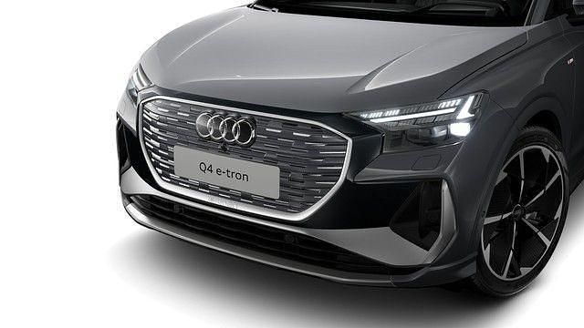 Gebraucht Audi Q4 e-tron S-Line 150 kW (204 PS) 2023 Kieselgrau SUV