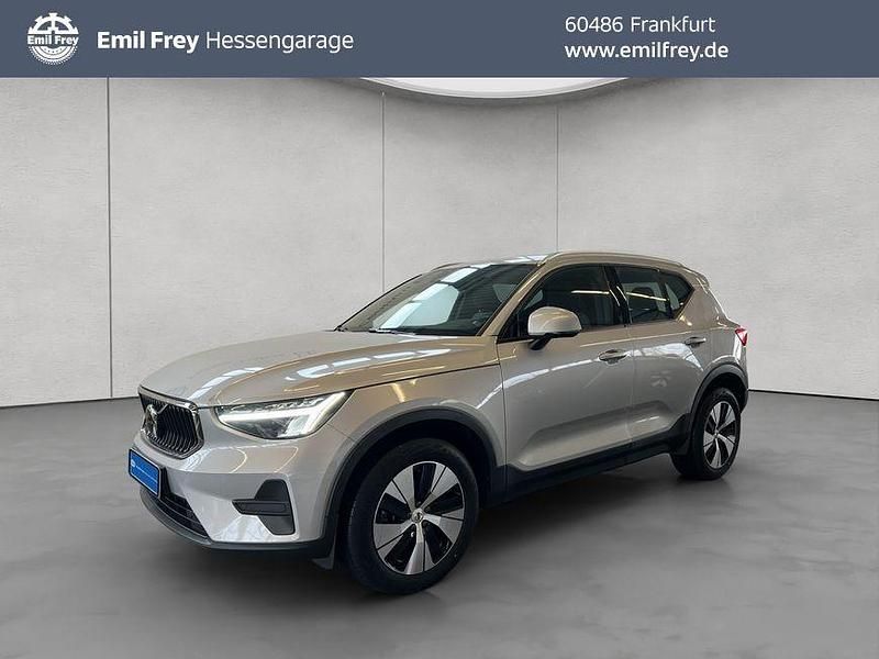 Silber Gebraucht 2022 Volvo XC40 SUV | 31.450 € (Fairer Preis) - Bild 1/4