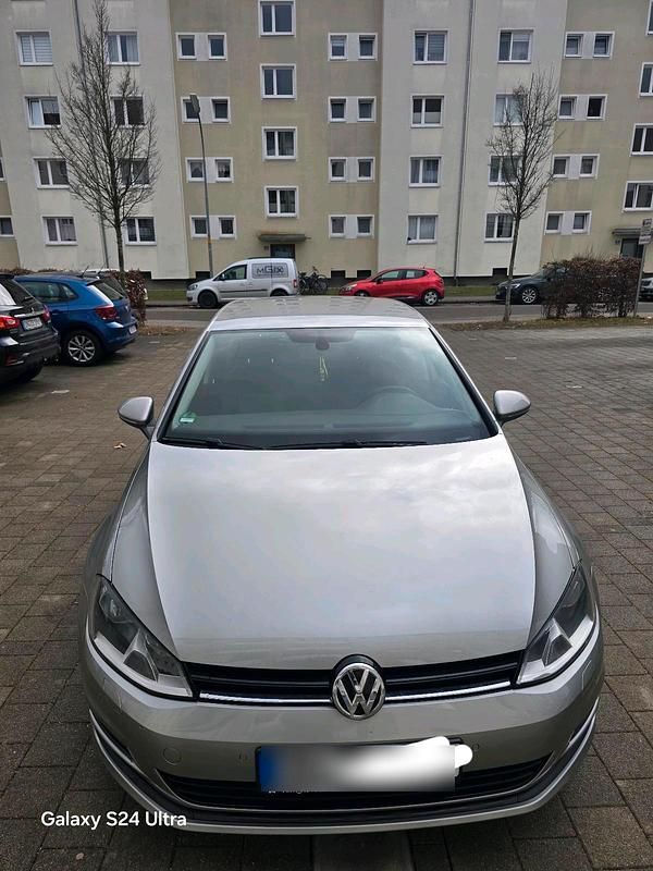 Gebraucht VW Golf VII 125 PS (91 kW) 2013 Grau Kleinwagen