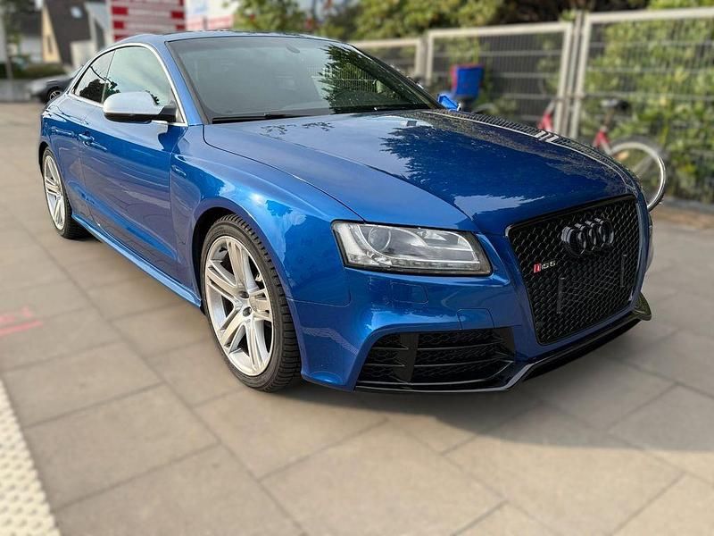 Blau Gebraucht 2010 Audi RS5 Sport Coupé | 20.999 € - Bild 1/4