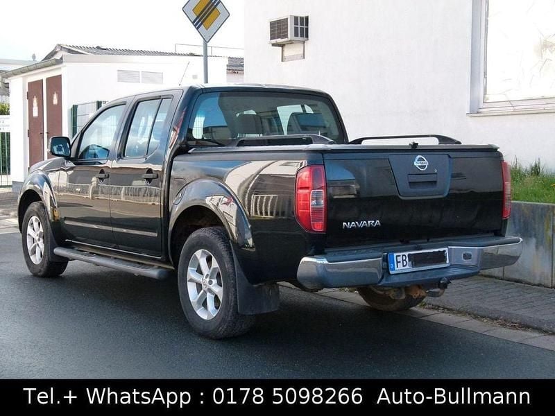 Gebraucht Nissan Navara SE 190 PS (139 kW) 2011 Schwarz Pickup