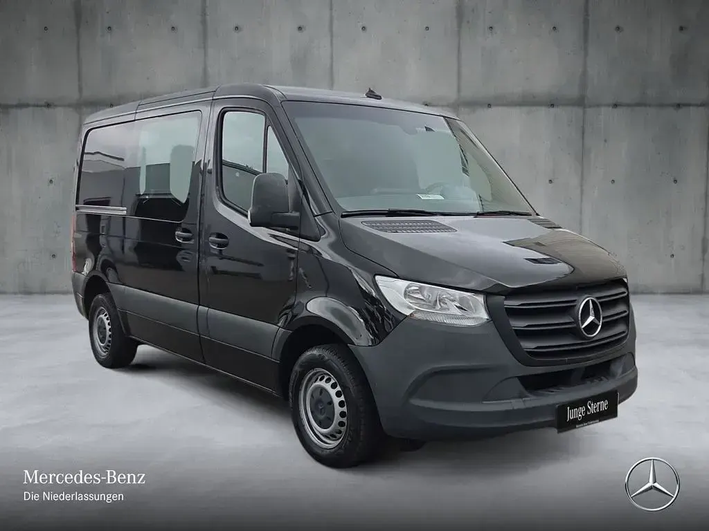 Gebraucht Mercedes Sprinter 150 PS (110 kW) 2022 Schwarz Van